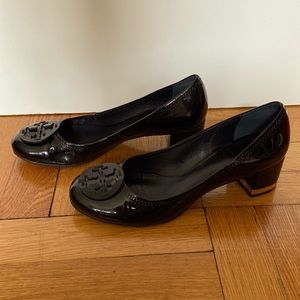 Tory Burch Black Logo Block Heel Pump Size 8